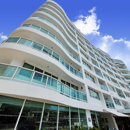 Nova Suites Pattaya By Compass Hospitality Bagian luar foto